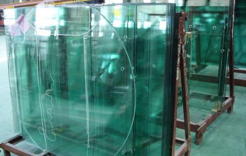 heat strengthened glass